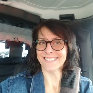 Meet your Posher, Julie